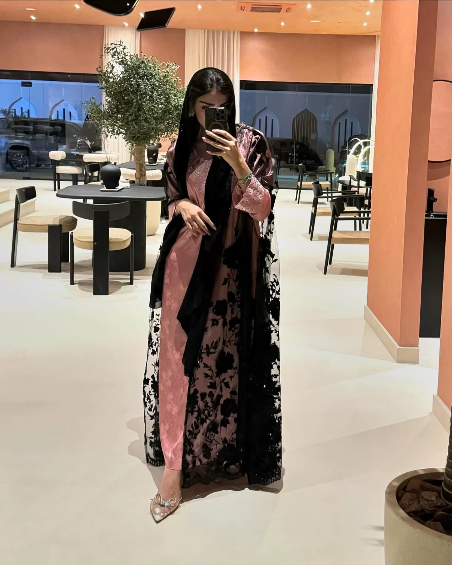 N - الصورة 2